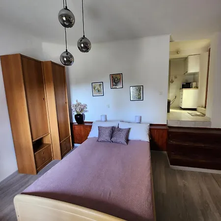 Apartman Secret Garden *